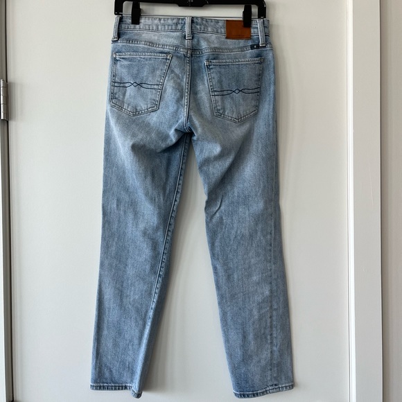 Cropped Jean - Picture 2 of 5